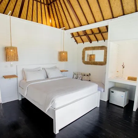Stardust Villas Nusa Lembongan Exterior photo