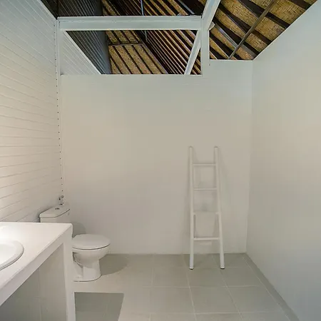 Stardust Villas Nusa Lembongan Exterior photo